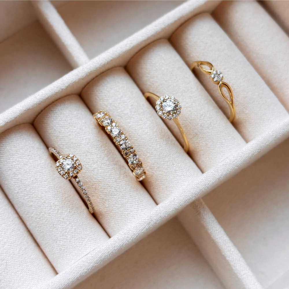 Scrouples - 8 karat guld alliance ring med sten af zirkonia - 715133