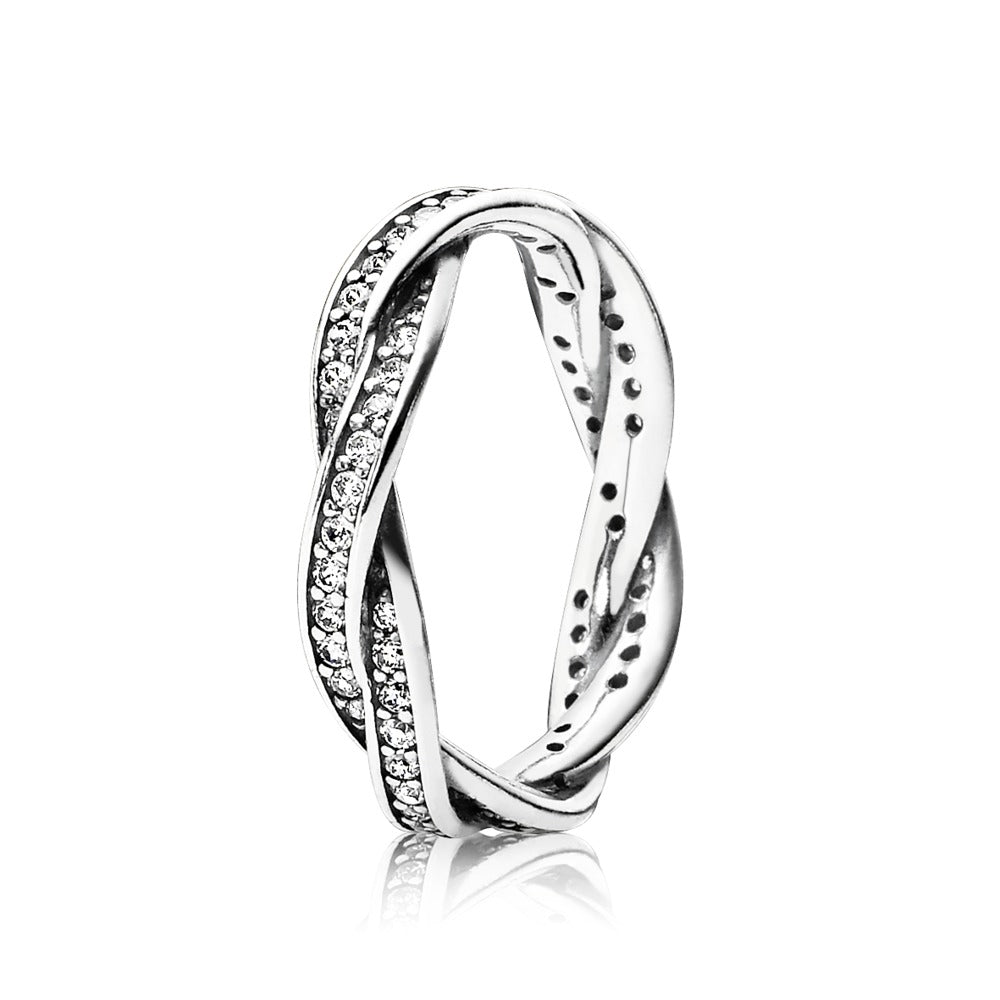 Twist of Fate Pandora ring med zirkoner