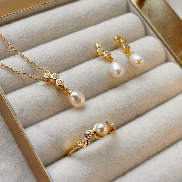 Scrouples - Forgyldt Sølv Ring med Ferskvandsperle og Zirkonia - 731222