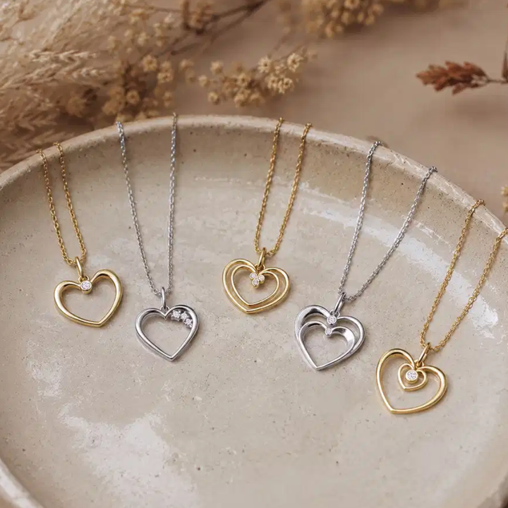 Scrouples - 8 kt. åbent hjerte vedhæng med 0,02ct brillant - 216603