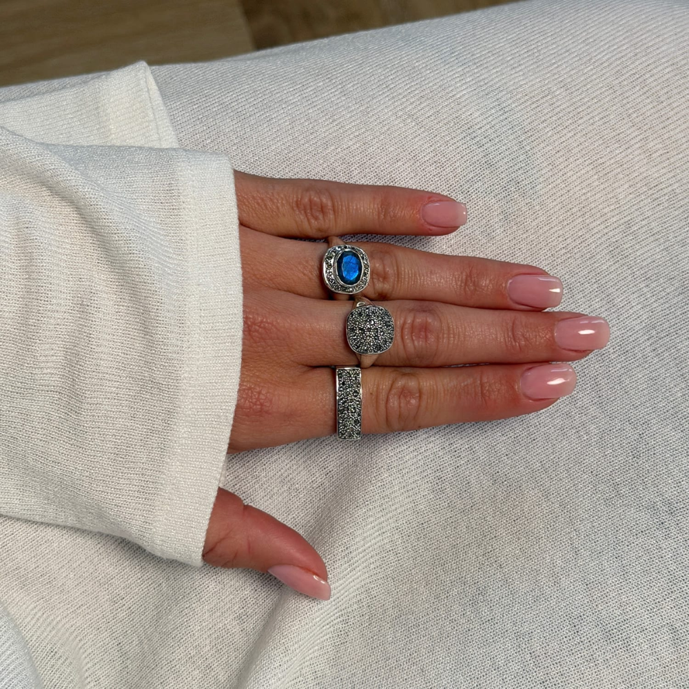 ByBirdie - Frida Signet Pavé Labradorite ring i sølv med diamanter - 50110426A