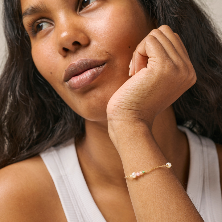 Enamel - Sofia Light pink armbånd i forgyldt - B136G-Lightpink