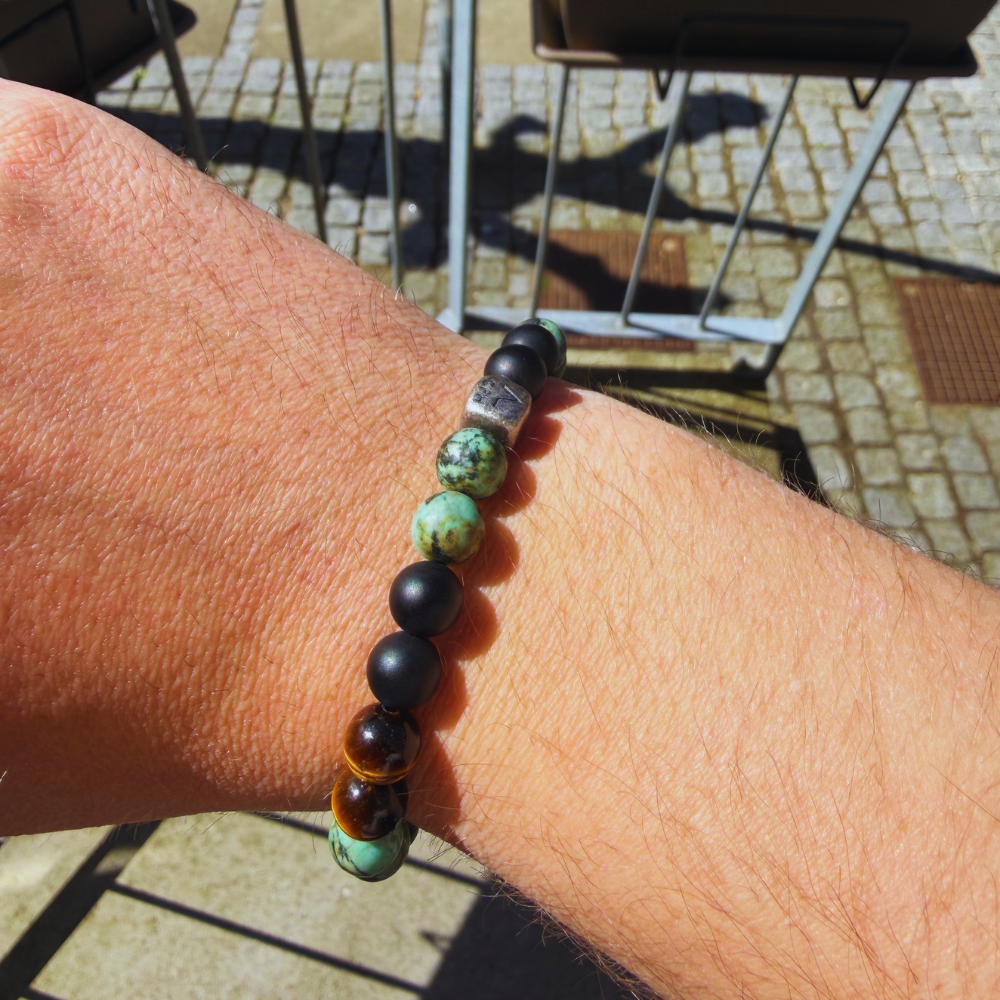 Alexander Lynggaard - Berlin armbånd med multifarvede sten, 8 mm  - C10650