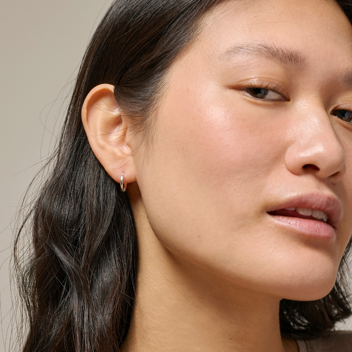 Enamel - Classic Hoops 10 mm i sølv - E168S