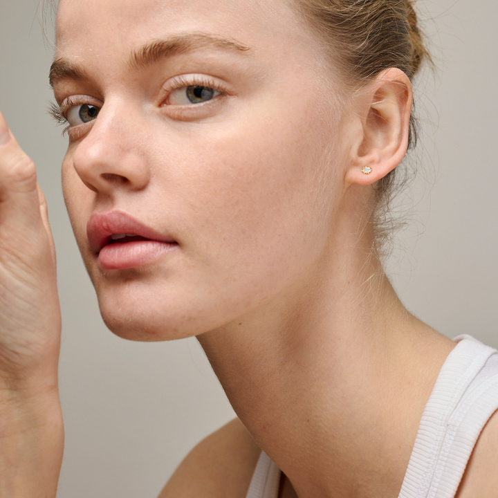 Enamel - Mini Sunshine Steel Blue Stud i forgyldt - E419G-SteelBlue