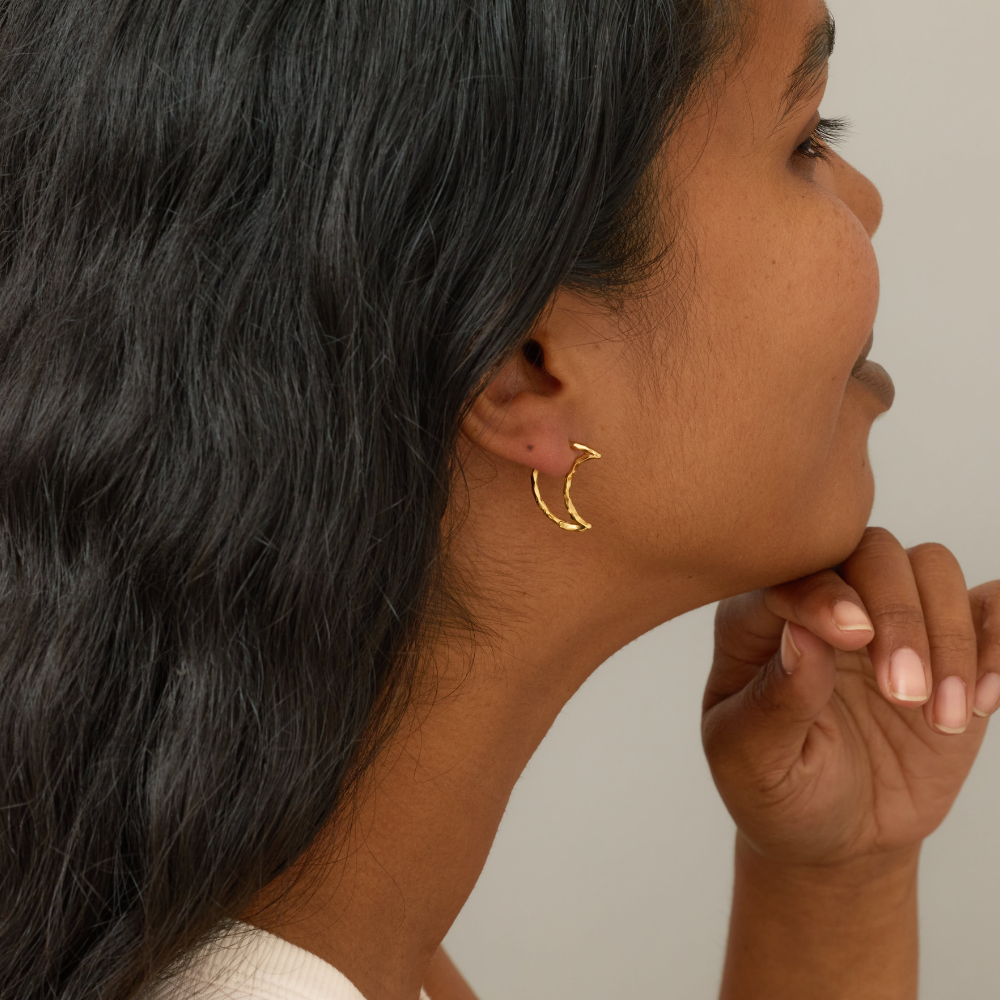 Enamel - Organic Moon Medium Hoops i forgyldt - E486GB