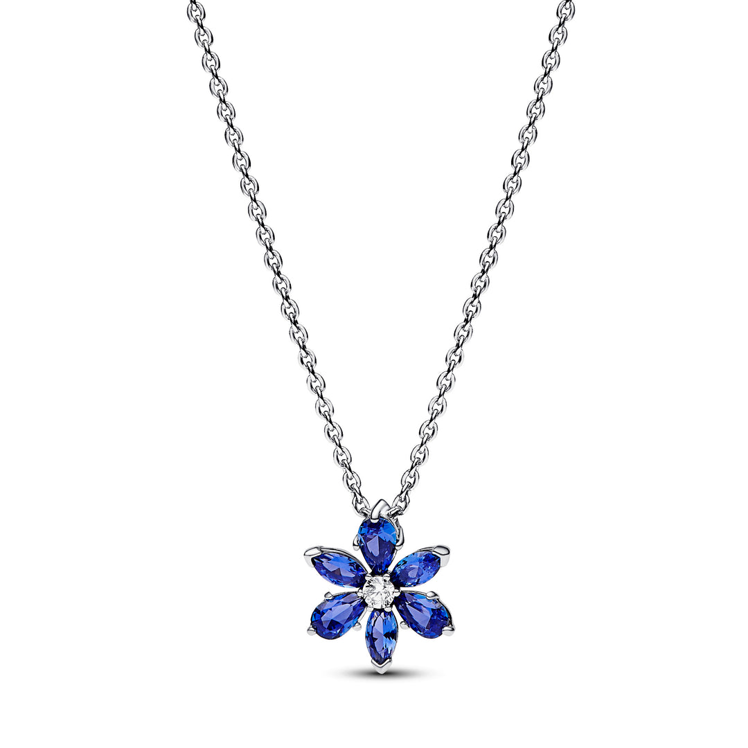 Pandora halskæde med blå hebarium. Blå sten som danner rammen om en smuk blomst. Halskæden er fra Pandora og er lavet i sølv. 