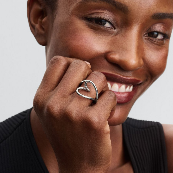 Pandora - Organisk formet hjerte ring i sølv - 193288c00