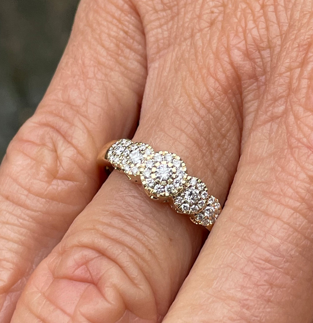 Blomster Jewellery - 14kt ring med diamanter - blhy2r