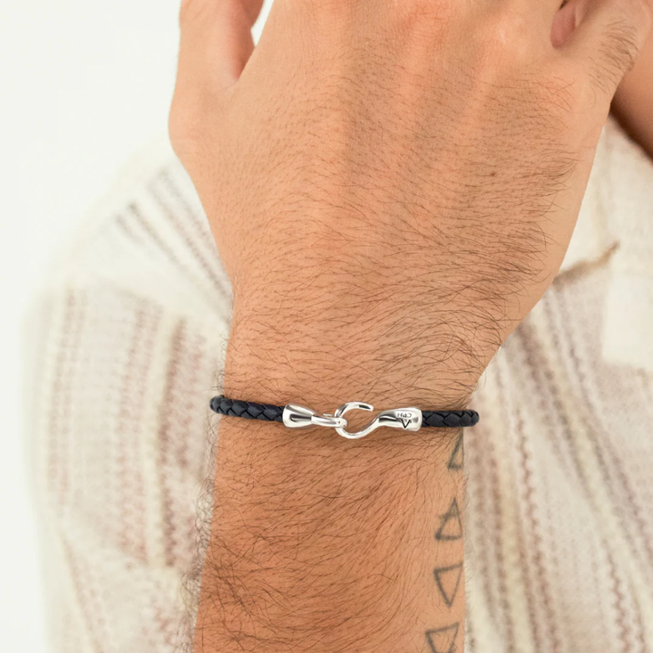 Alexander Lynggaard - Single Bolo læder armbånd i blå - L00150