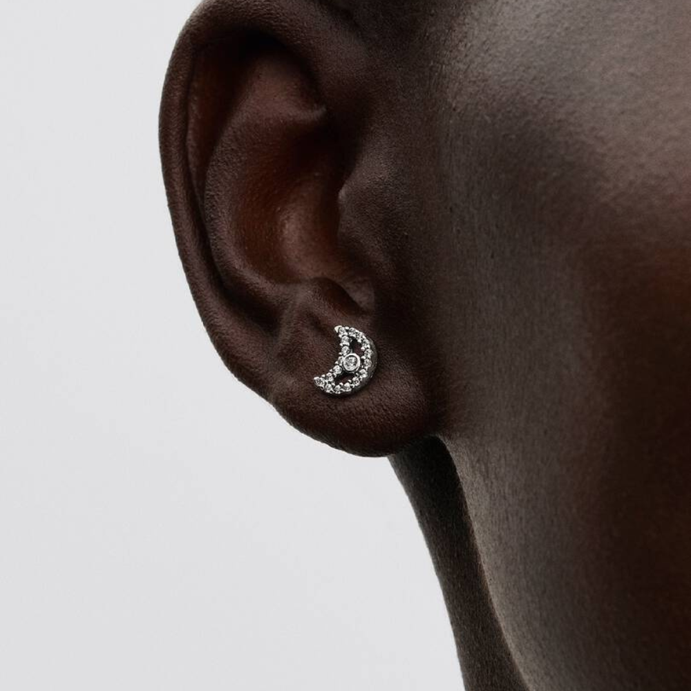Pandora - Måne ørestikker i sterling sølv med zirkonia sten - 294257c01