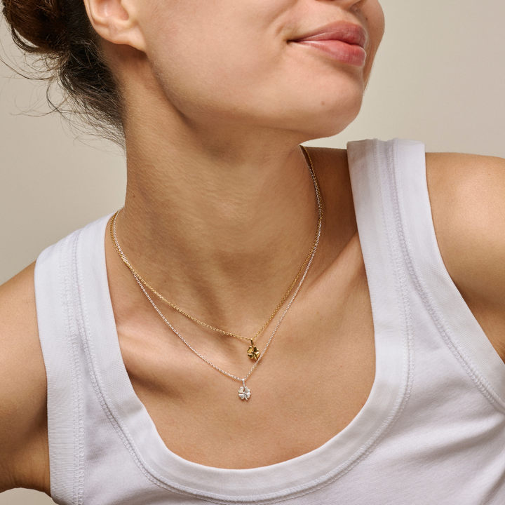 Enamel - Four-Leaf Clover halskæde i sølv - N138SM