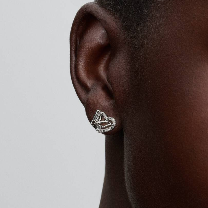 Pandora - Hjerte og sommerfugl ørestikker i sterling sølv - 294476c01