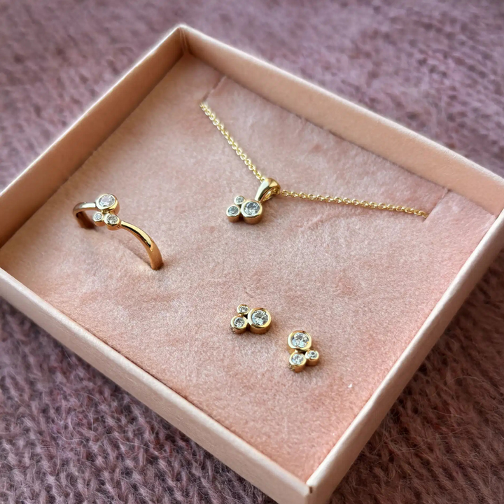 Scrouples - 8 karat guld ring med sten i rørfatning - 715723