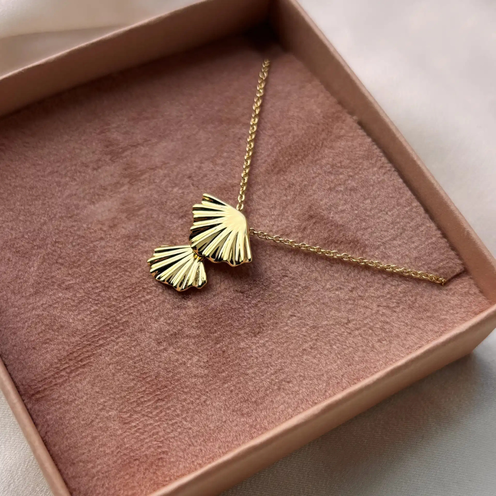 Scrouples - Guldbelagt sølv halskæde med vifte vedhæng - 241432