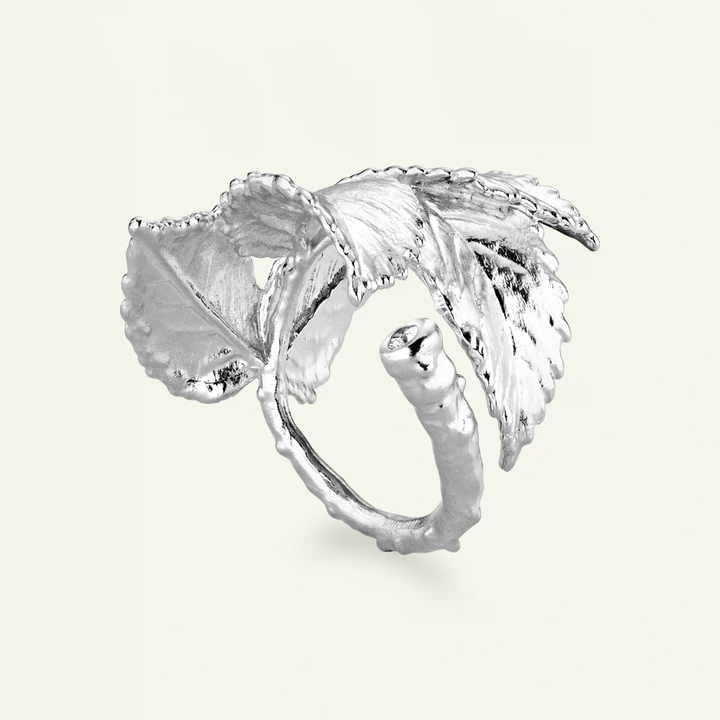 Flora Danica - Rosenblad statement ring med diamant i sølv - ros-stri-s