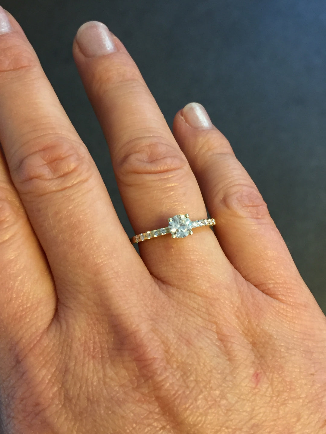 Solitairering med 0,64 ct brillant