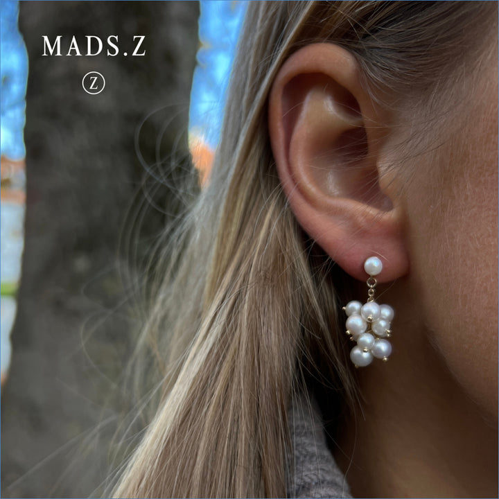 Mads Z - Coco øreringe i 8 karat guld med ferskvands perler - 3313188